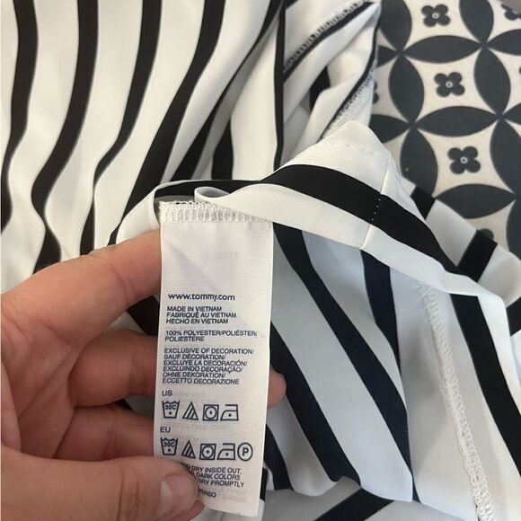 Tommy Hilfiger striped light top - Picture 6 of 8